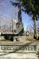 Eugene Noyes monument