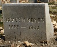 James H. Noyes gravestone